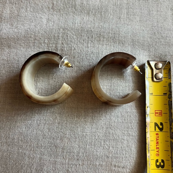 Noonday earrings. Made from horn in Vietnam. - Picture 8 of 8